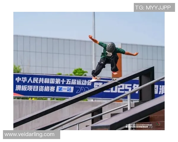 赛后分析:上海滑板队与成都滑板队的战术对决与启示 赛后分析:上海滑板队与成都滑板队的战术对决与启示