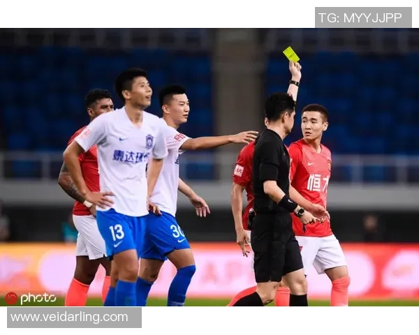 足总杯惊现冷门多特蒙德逆转本菲卡红牌事件引发全场热议