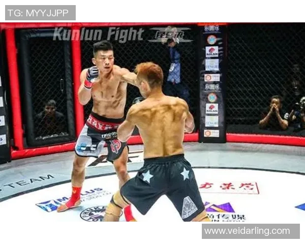 足总杯精彩对决利物浦狂胜那不勒斯乌龙球引爆全场热情 足总杯精彩对决利物浦狂胜那不勒斯乌龙球引爆全场热情