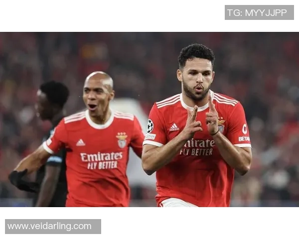 意甲精彩对决：里昂逆转切尔西全场回顾与战术分析