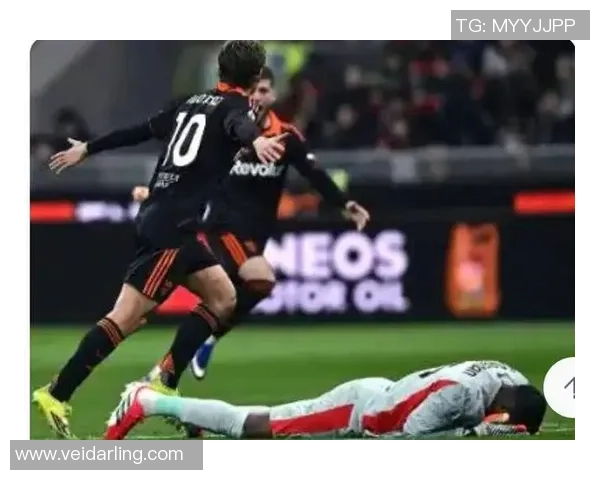 AC米兰大胜多特蒙德五球狂潮引发全场惊叹数据背后揭秘比赛精彩瞬间 AC米兰大胜多特蒙德五球狂潮引发全场惊叹数据背后揭秘比赛精彩瞬间