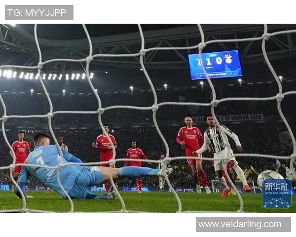 德甲精彩对决尤文图斯大胜本菲卡神扑瞬间引发全场狂欢 德甲精彩对决尤文图斯大胜本菲卡神扑瞬间引发全场狂欢