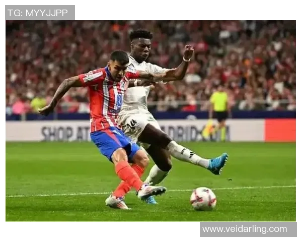 意甲激战利物浦狂胜马竞四球乌龙球引发争议判罚全场沸腾 意甲激战利物浦狂胜马竞四球乌龙球引发争议判罚全场沸腾