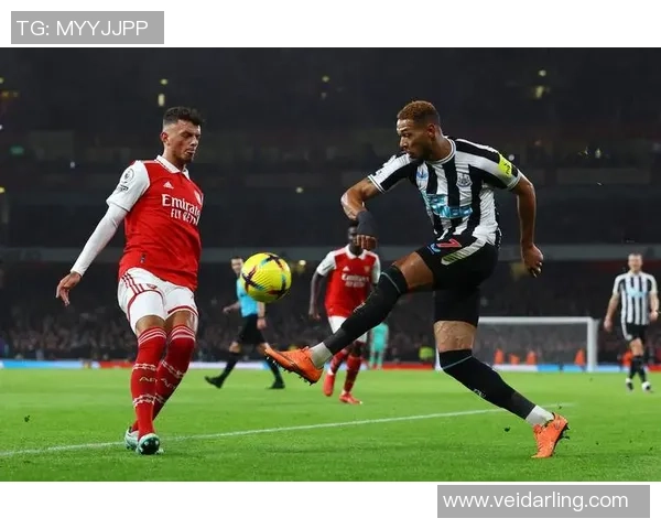 欧冠焦点战阿森纳与那不勒斯激战成和红牌事件引发全场热议 欧冠焦点战阿森纳与那不勒斯激战成和红牌事件引发全场热议