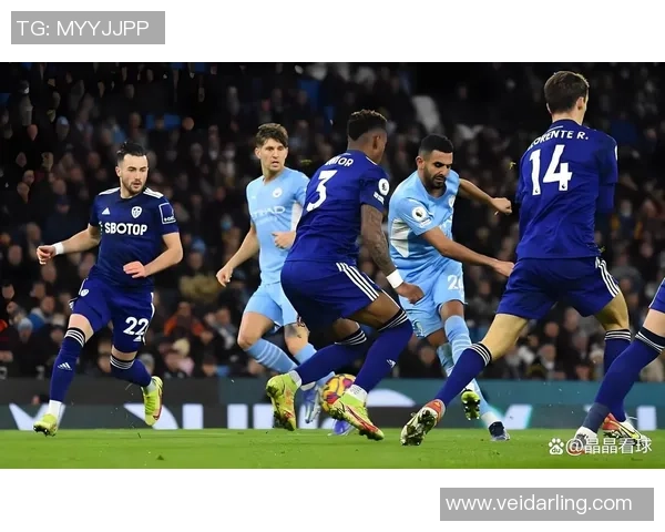 意甲激战：那不勒斯3-0曼城点球争议引发全场热议